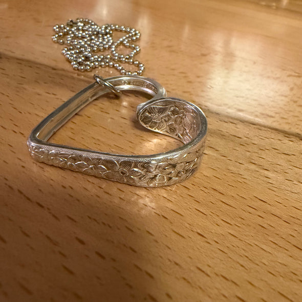 heart pendant  111